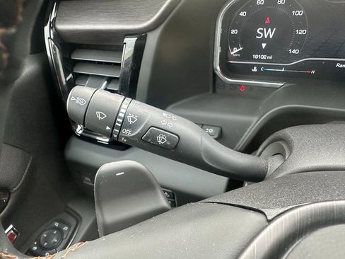 Used 2024 GMC Sierra 1500 AT4 w/ Technology Package image 45