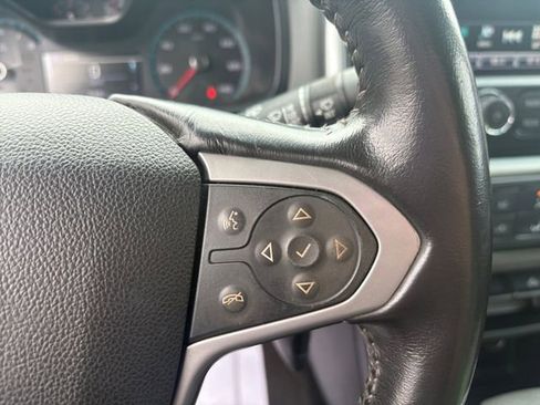 Used 2016 Chevrolet Colorado LT w/ LT Convenience Package RWD image 21