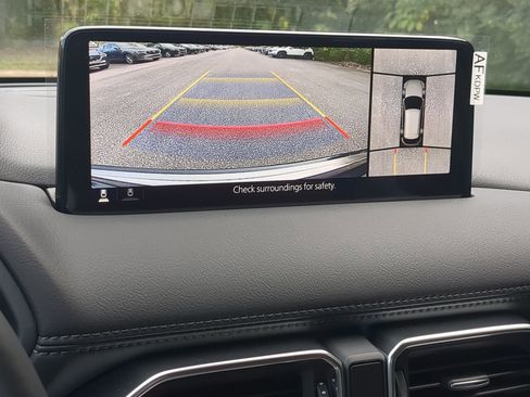 New 2025 MAZDA CX-5 Signature image 17