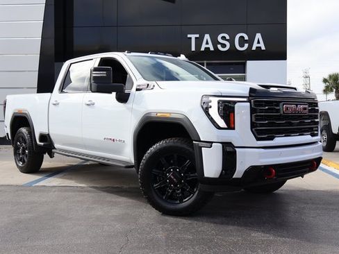 New 2026 GMC Sierra 2500 AT4 w/ AT4 Premium Plus Package image 1