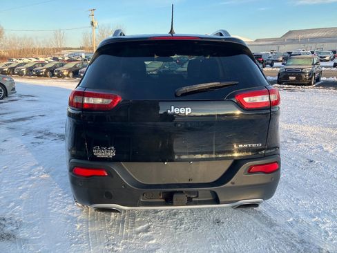 Used 2017 Jeep Cherokee Limited w/ Trailer Tow Group image 4
