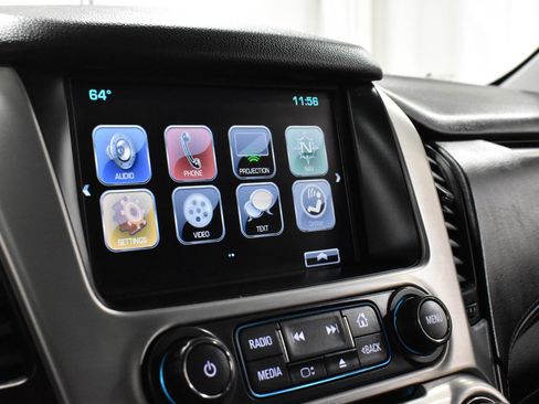 Used 2017 GMC Yukon SLT image 16