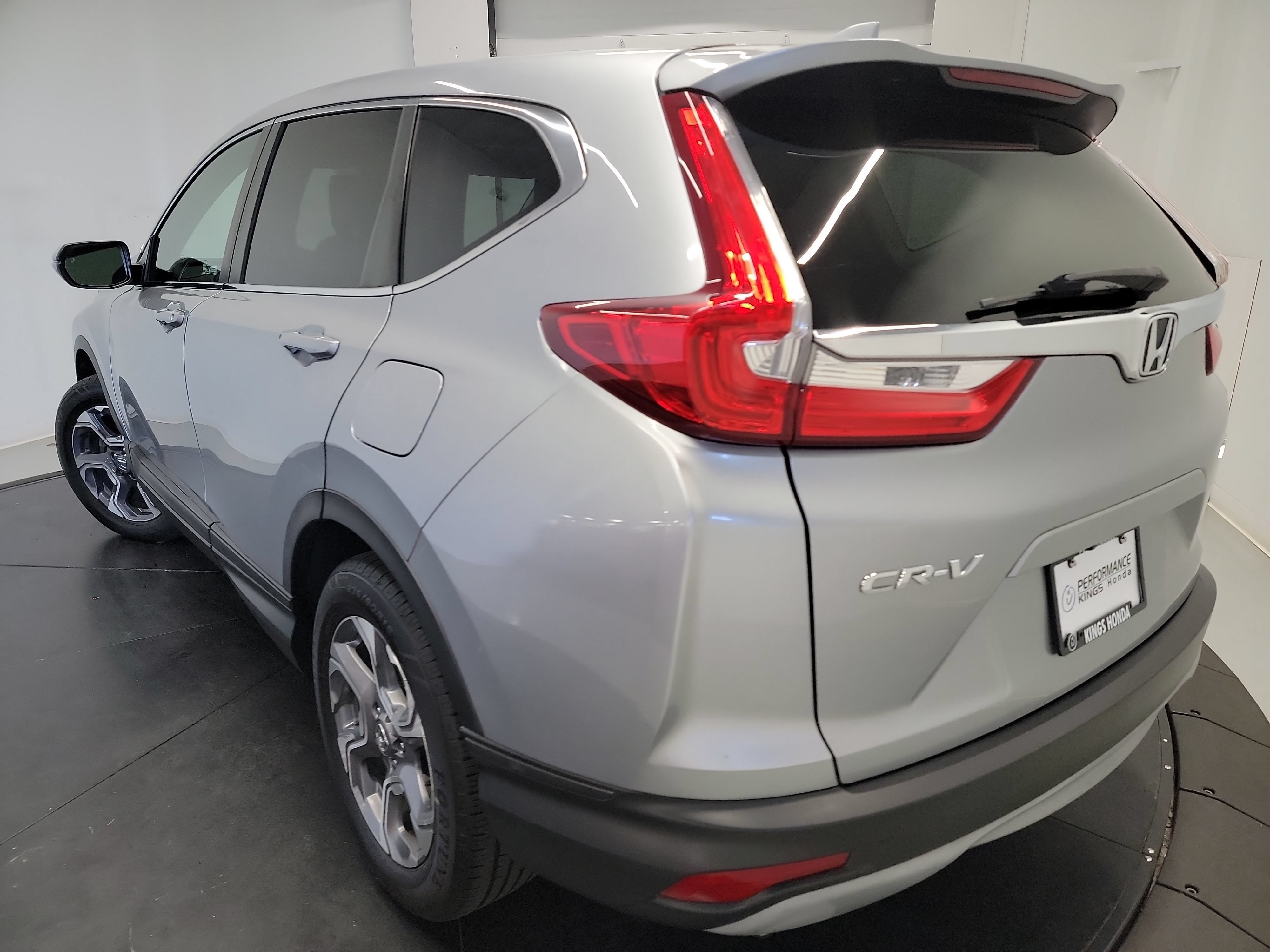 Used 2018 Honda CR-V EX image 6