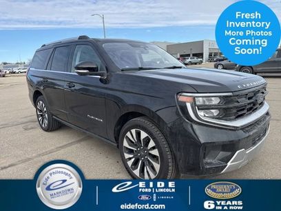 Used 2025 Ford Expedition Platinum w/ Driver's Package