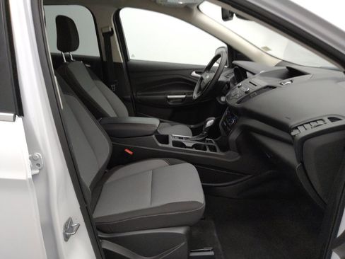 Used 2018 Ford Escape SE w/ Ford Safe & Smart Package FWD image 21