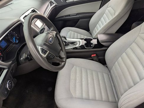 Used 2015 Ford Fusion S image 25