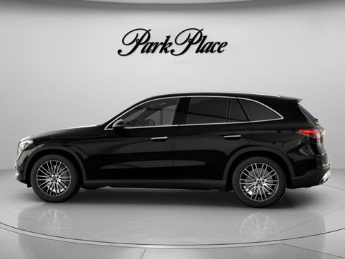 Used 2026 Mercedes-Benz GLC 300 image 8