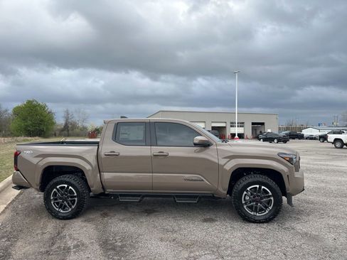 New 2026 Toyota Tacoma TRD Sport image 4