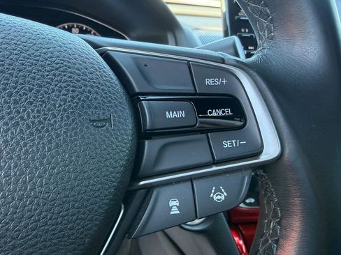 Used 2018 Honda Accord Sport image 12