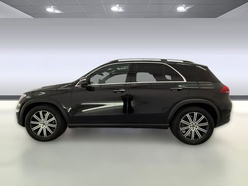 Used 2025 Mercedes-Benz GLE 350 4MATIC image 2