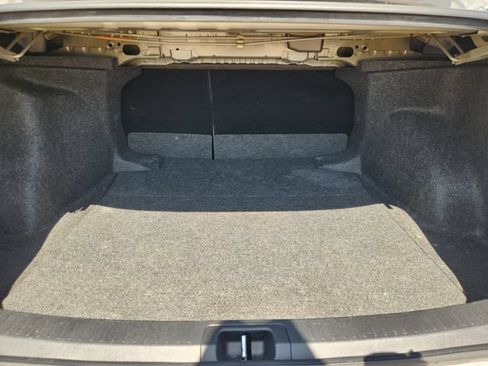 Used 2025 Toyota Corolla LE FWD image 22