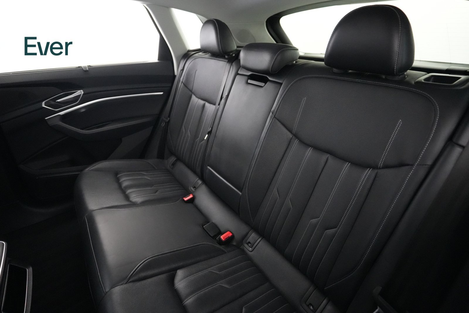 Used 2024 Audi Q8 e-tron Prestige w/ Prestige Package AWD/4WD image 24
