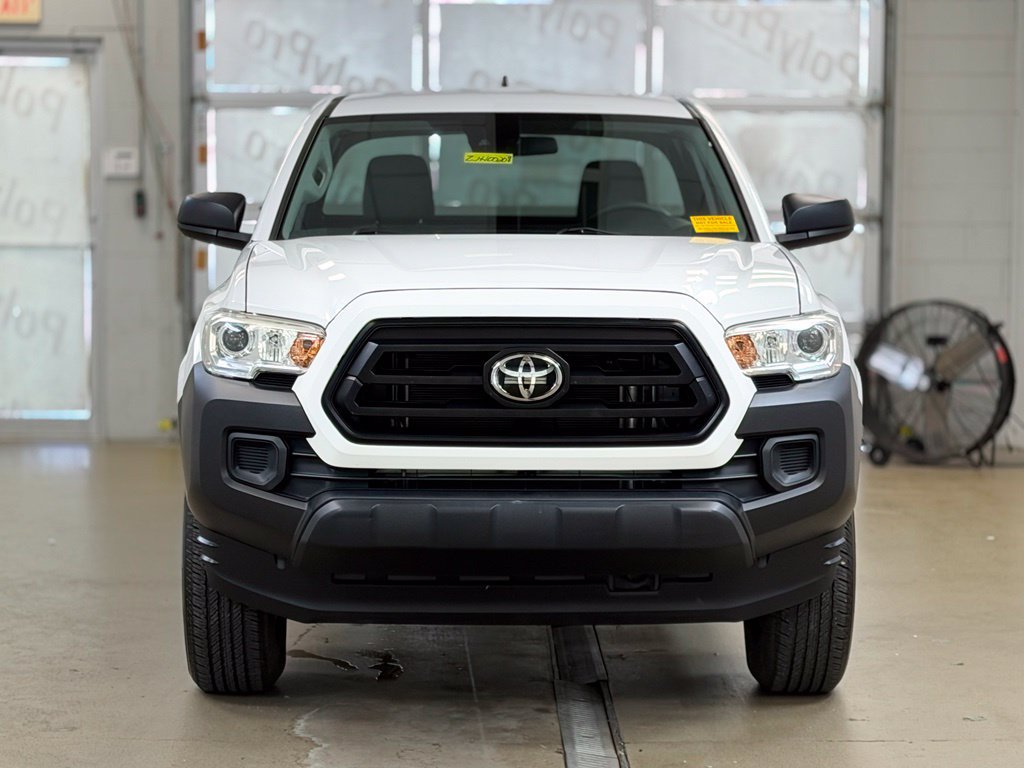 Used 2020 Toyota Tacoma SR AWD/4WD image 2