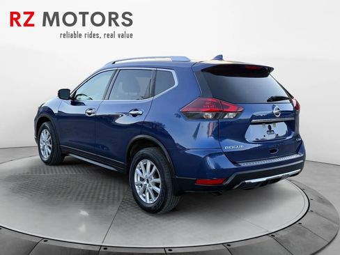 Used 2018 Nissan Rogue SV AWD/4WD image 3