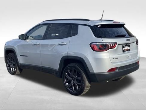New 2026 Jeep Compass Latitude AWD/4WD image 5
