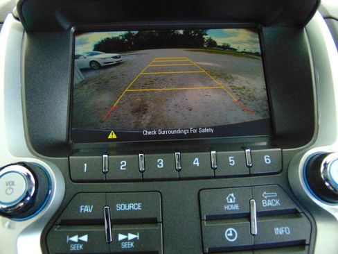 Used 2017 Chevrolet Equinox LS FWD image 14
