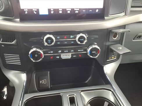 New 2025 Ford F150 Lightning XLT image 13