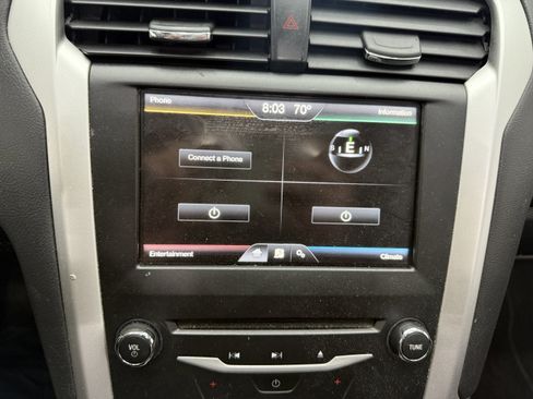 Used 2013 Ford Fusion SE image 16