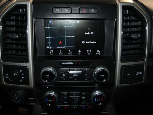 Used 2017 Ford F150 Lariat w/ Equipment Group 502A Luxury image 16