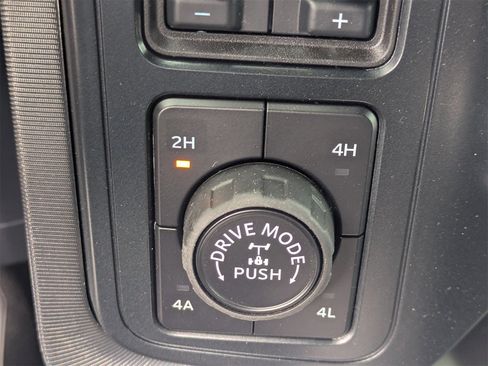 New 2025 Ford F150 Platinum image 12