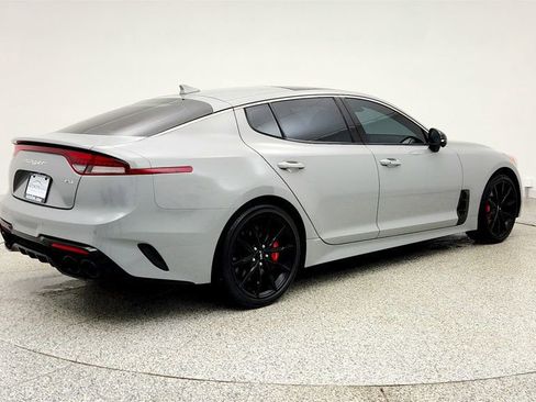 Used 2023 Kia Stinger GT2 image 5
