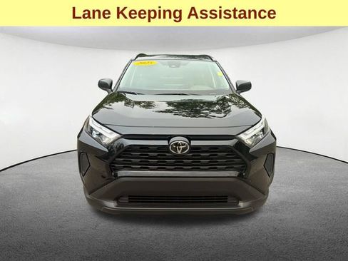 Certified 2025 Toyota RAV4 LE AWD/4WD image 4