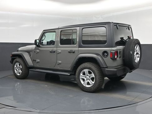 Used 2023 Jeep Wrangler Sport S image 4