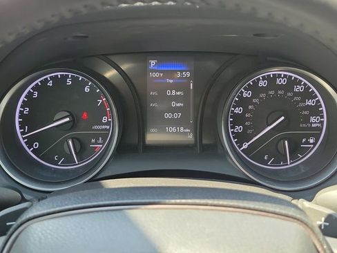 Used 2022 Toyota Camry SE FWD image 23
