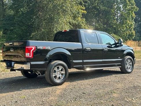 Used 2017 Ford F150 XLT w/ Equipment Group 302A Luxury AWD/4WD image 9