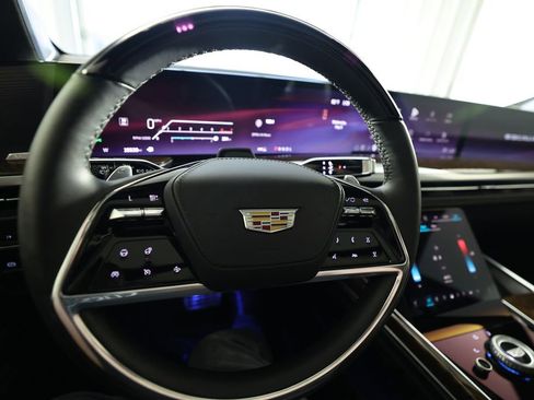 Used 2025 Cadillac Escalade Sport Platinum AWD/4WD image 26