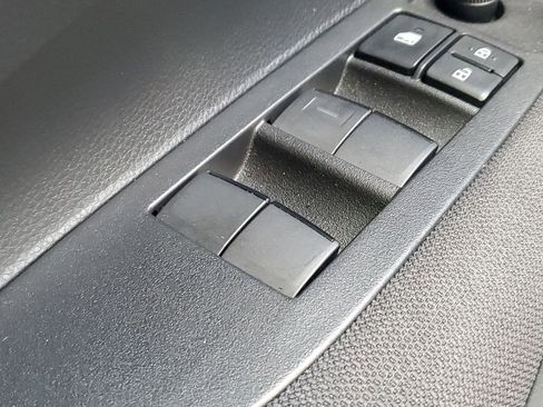 Certified 2023 Toyota Corolla LE image 31