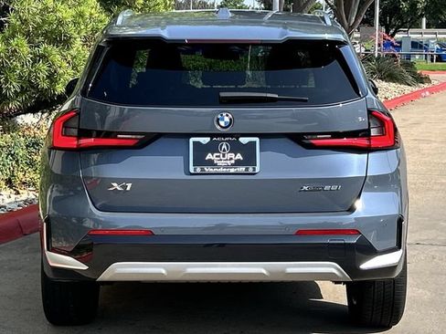 Used 2023 BMW X1 xDrive28i AWD/4WD image 5