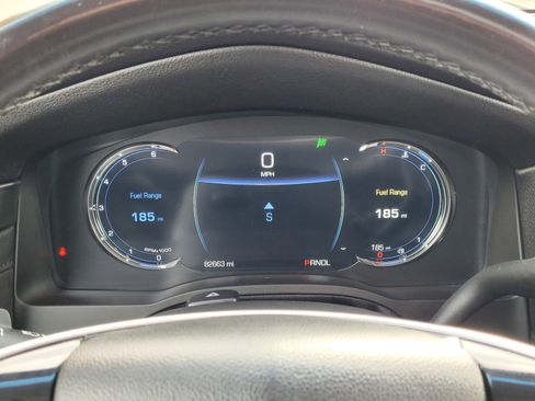 Used 2019 Cadillac Escalade Luxury image 19