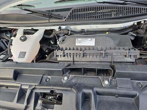 Used 2024 GMC Savana 2500 w/ Driver Convenience Package image 33