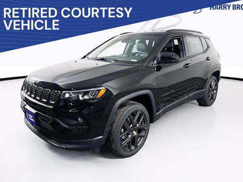 New 2026 Jeep Compass Latitude AWD/4WD image 1