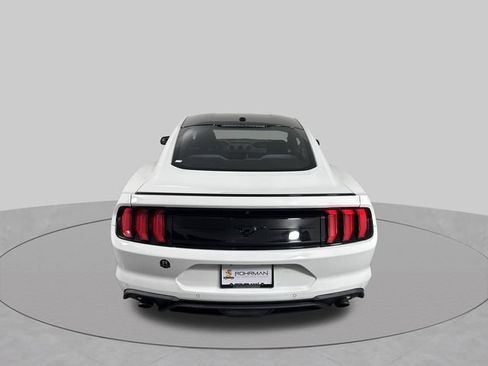 Used 2018 Ford Mustang Coupe w/ Equipment Group 101A RWD image 32