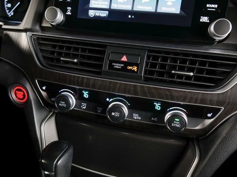 Used 2019 Honda Accord EX-L image 16