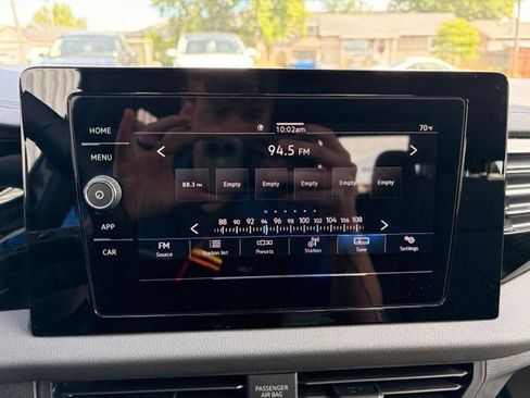 Used 2025 Volkswagen Jetta Sport FWD image 3