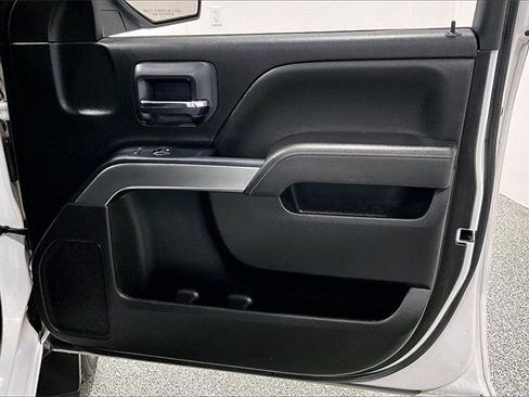Used 2018 Chevrolet Silverado 1500 LT image 30