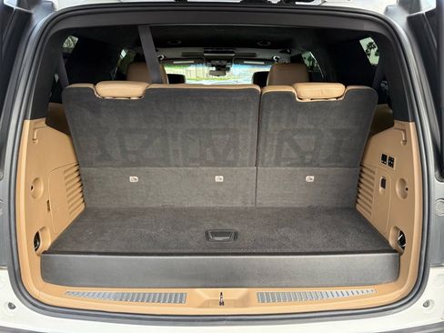 Used 2019 Cadillac Escalade Platinum image 20