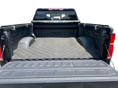 Used 2025 Chevrolet Silverado 2500 LTZ w/ Trail Boss Package AWD/4WD image 19