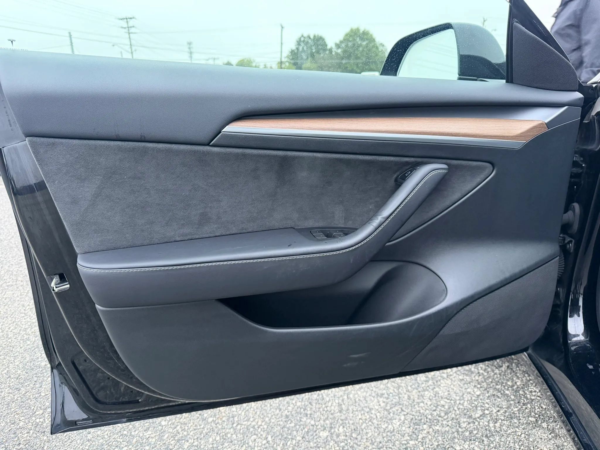 Used 2023 Tesla Model 3 Standard Range RWD image 8