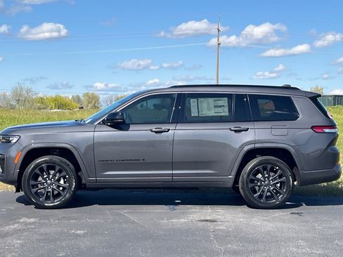 New 2026 Jeep Grand Cherokee L Limited AWD/4WD image 6