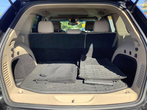 Used 2014 Jeep Grand Cherokee Laredo w/ 18" Wheel & 8.4" Radio Group AWD/4WD image 13