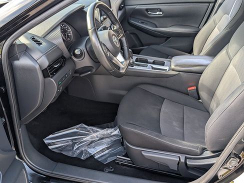 Used 2022 Nissan Sentra SV w/ All-Weather Package image 11