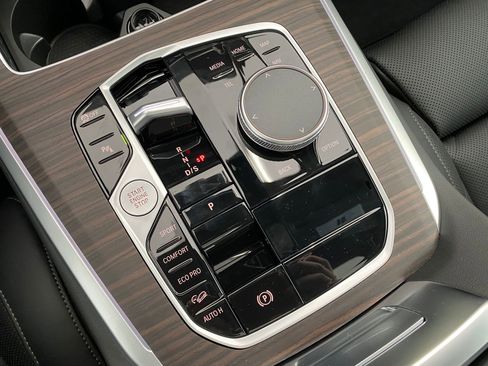 New 2026 BMW X5 xDrive40i w/ Premium Package image 18