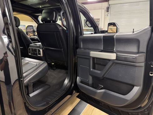 Used 2022 Ford F350 Platinum AWD/4WD image 15