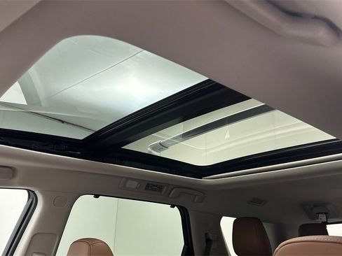 New 2025 Nissan Pathfinder Platinum w/ Cargo Package image 19