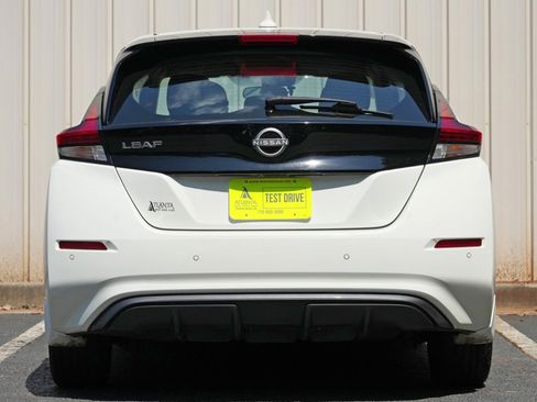 Used 2023 Nissan Leaf S FWD image 10