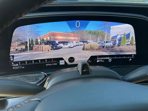 Used 2022 Cadillac Escalade Premium Luxury image 33